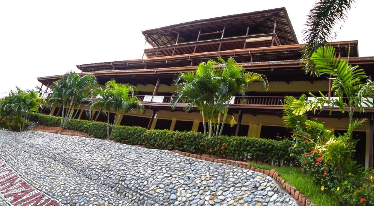 Tribal Hills Mountain Resort Puerto Galera Bagian luar foto