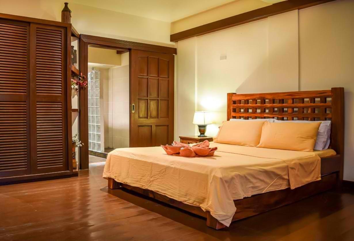 Tribal Hills Mountain Resort Puerto Galera Bagian luar foto