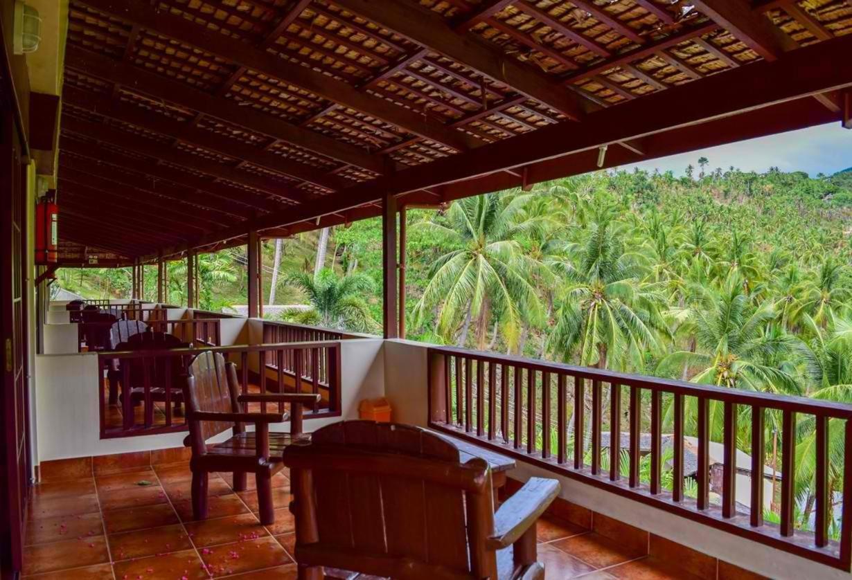 Tribal Hills Mountain Resort Puerto Galera Bagian luar foto
