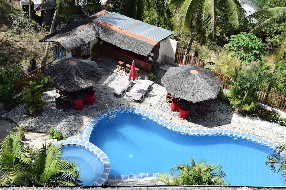 Tribal Hills Mountain Resort Puerto Galera Bagian luar foto